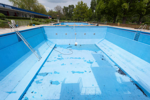 Best Water damage restoration insurance claims  in Le Grand, CA